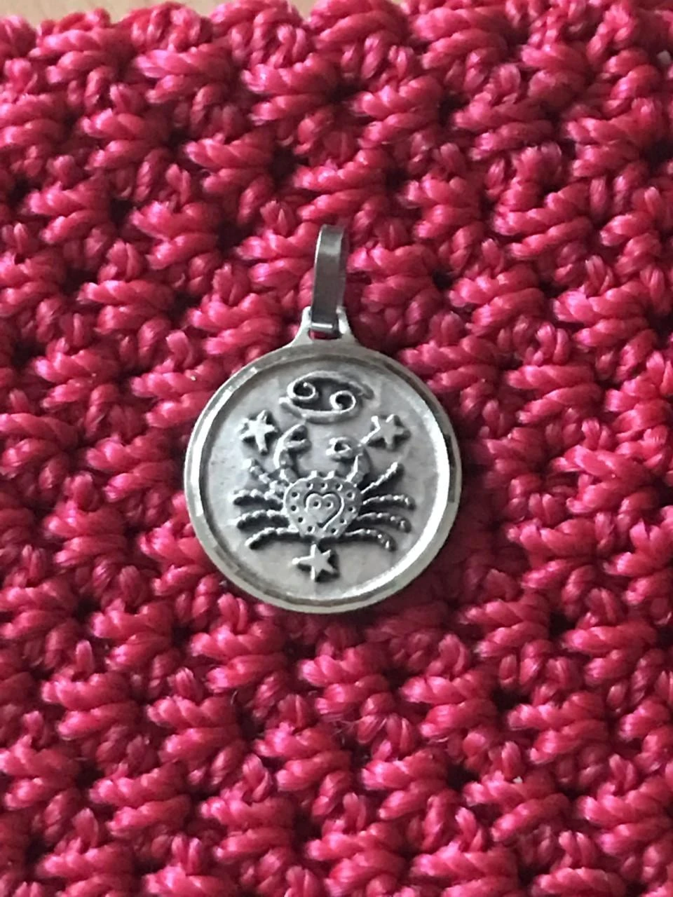 Pendentif pendant colgante hanger siogairlin pendente pingente anhanger Cancer